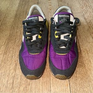 Reebok classic shoes size 9